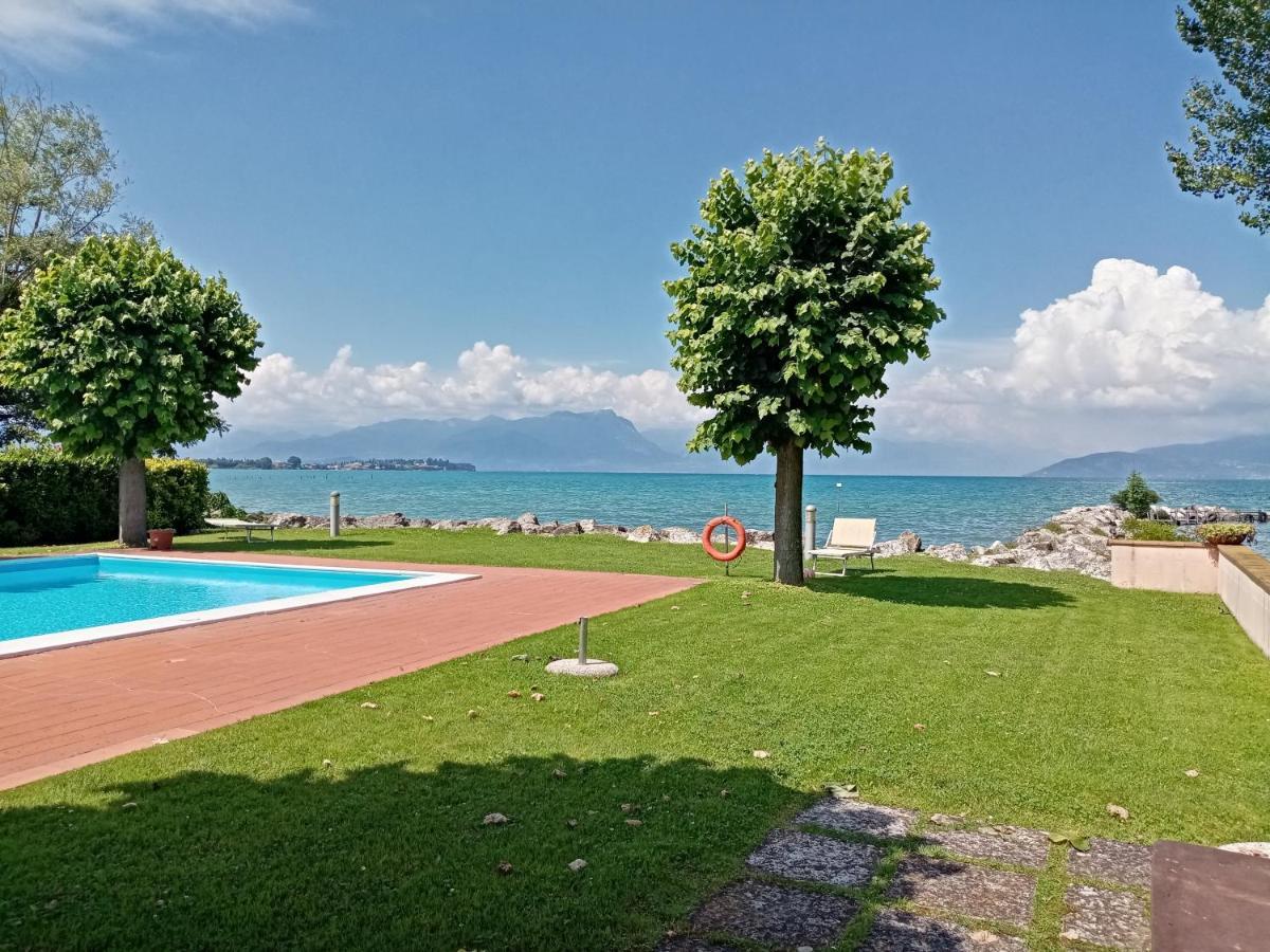 Casa Lugana 9 - Monolocale Con Piscina Fronte Lago Sirmione Exterior foto